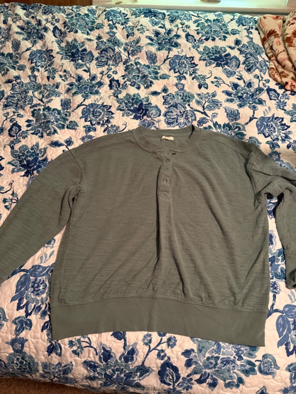 Maurices Women's crew neck Henley Sweater in Sage Green